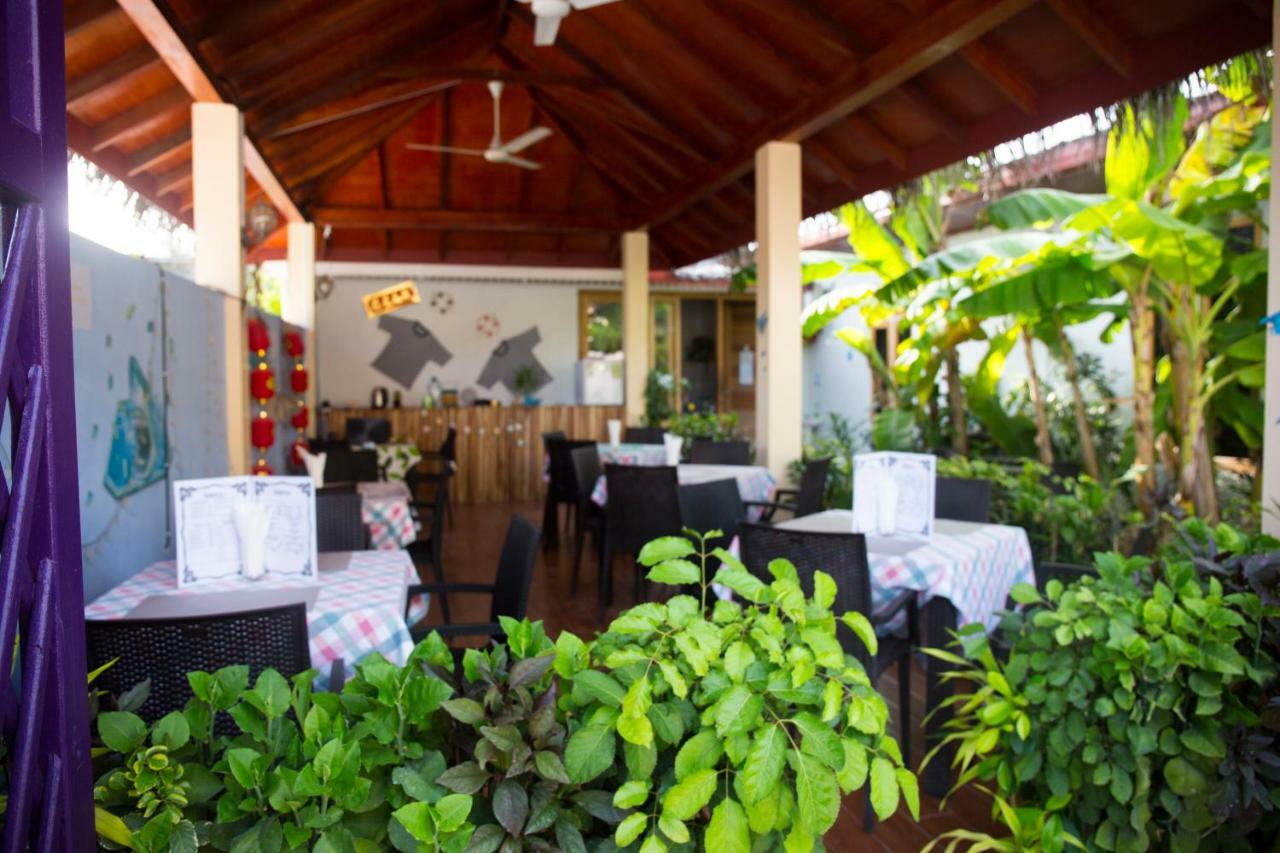 Silk Retreats Thulusdhoo Guest House Ngoại thất bức ảnh